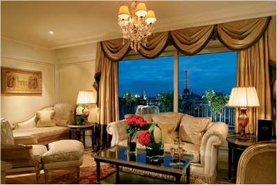 Luxusní hotel s výhledem na Eiffelovku za hubičku